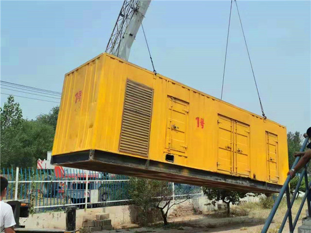 类乌齐300KW柴油发电机组油耗是多少?